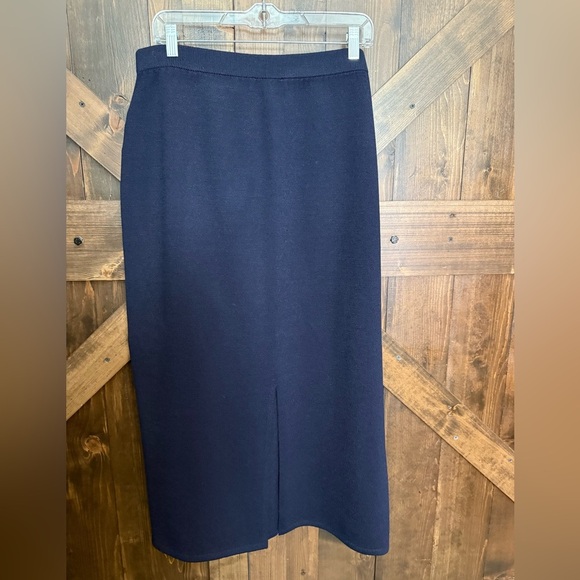 St John Basics Long Navy Blue Knit Skirt Back Slit Size 16 - Picture 2 of 7